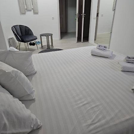 Perdemi Motel กาลาจิ ภายนอก รูปภาพ