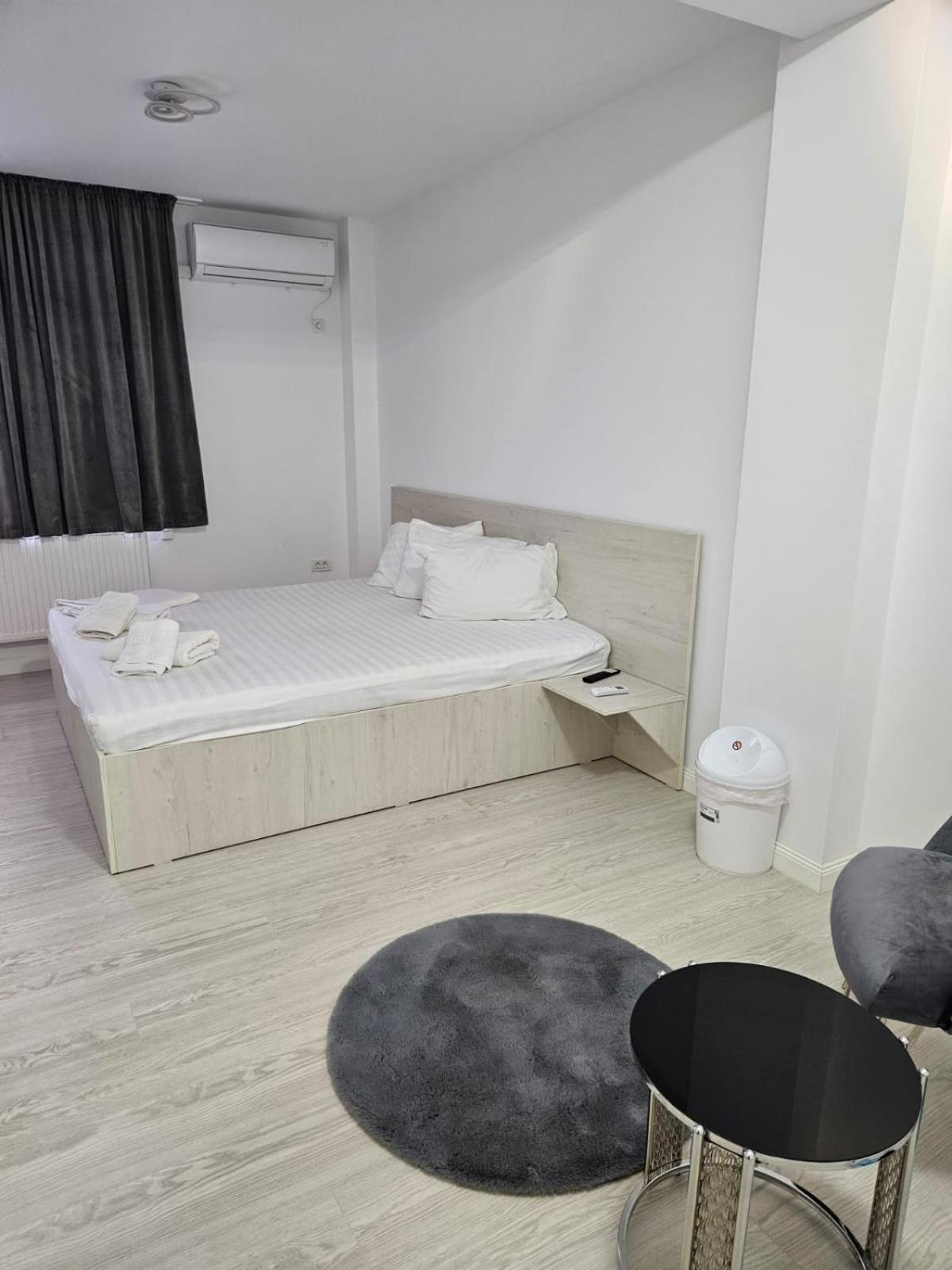 Perdemi Motel กาลาจิ ภายนอก รูปภาพ
